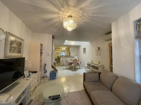 京都市中京区大宮通御池下る三坊大宮町中古戸建