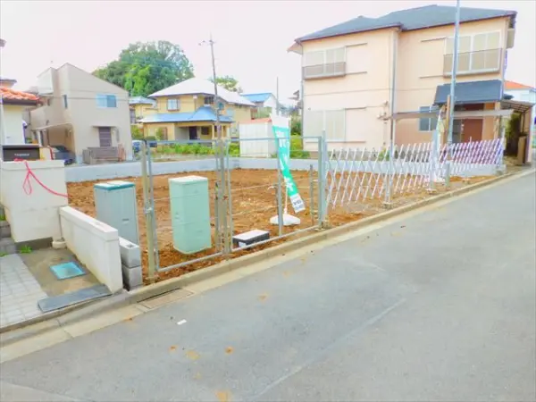 さいたま市緑区大字中尾土地１号地