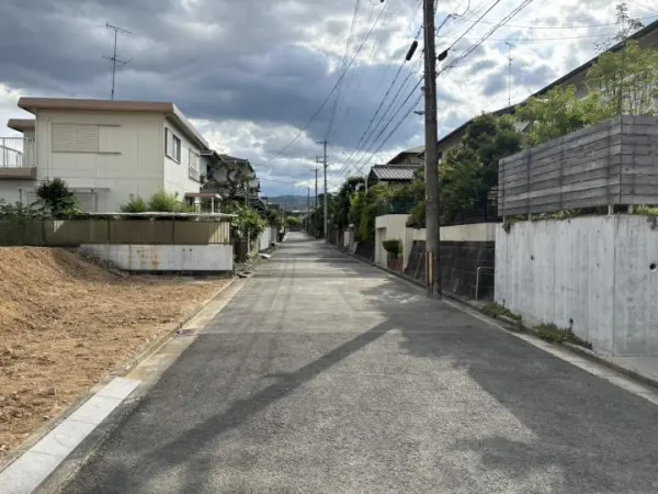 川西市萩原台西３丁目　土地