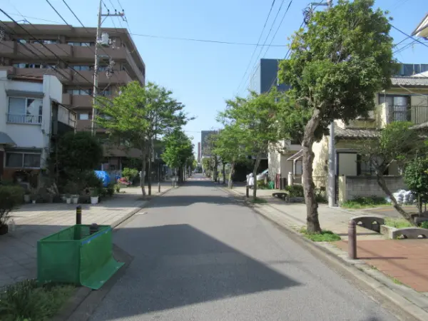 足立区中川4丁目古家付土地
