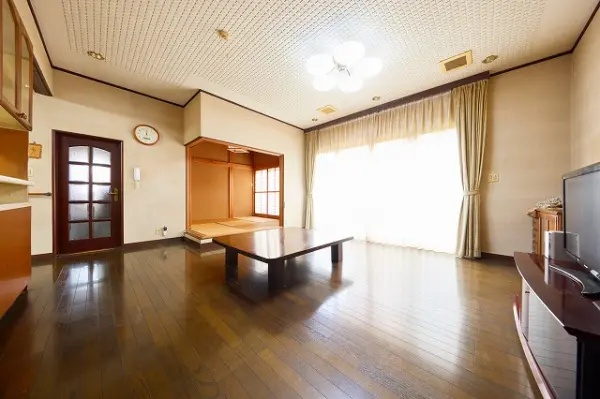 青梅市新町３丁目　戸建て（整形地）