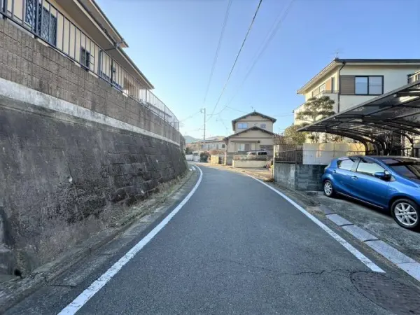 八王子市元八王子町３丁目