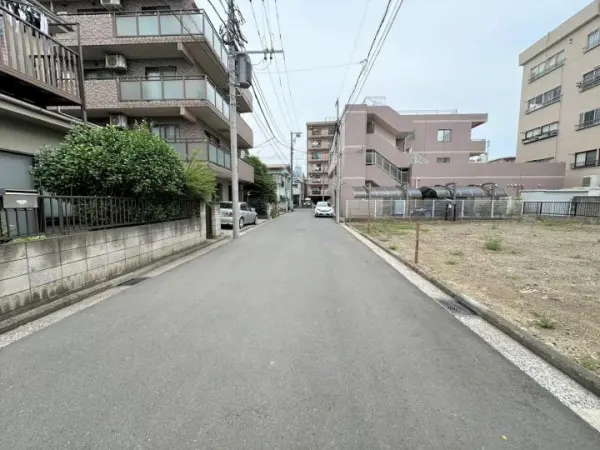 横浜市鶴見区仲通一丁目 ＮＯ，2