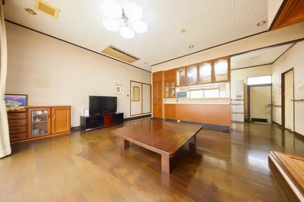 青梅市新町３丁目　戸建て（整形地）