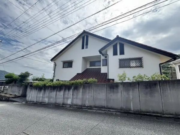 川西市萩原台西１丁目　古家付き土地