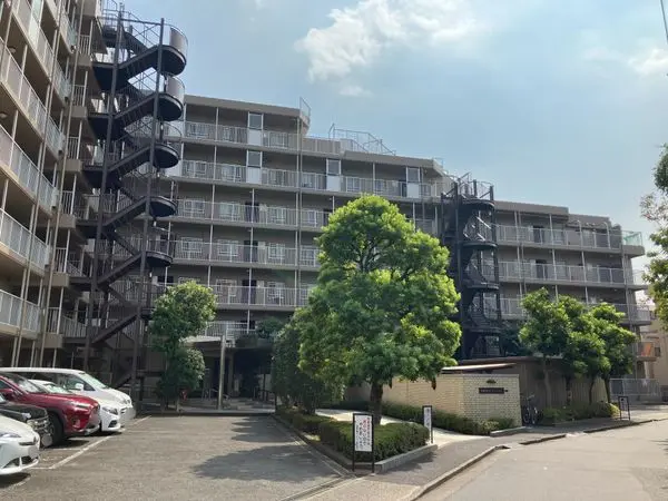 恒陽綾瀬マンション