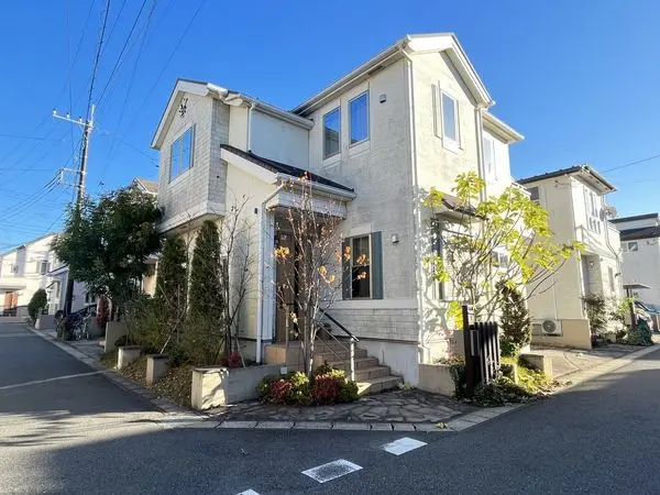 松戸市新松戸5丁目　戸建