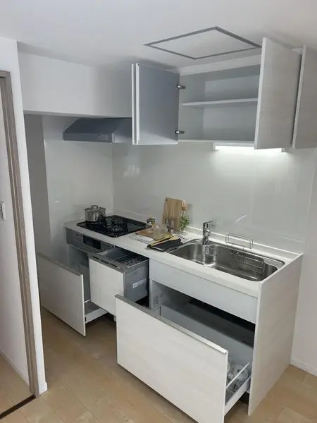 皐月マンシヨン那の川