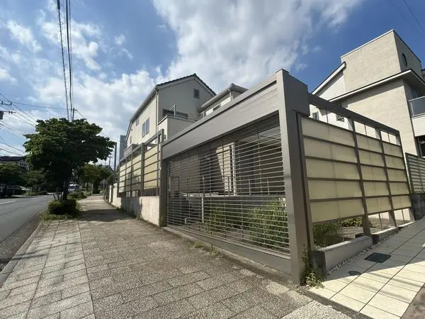 横浜市青葉区あざみ野南二丁目戸建