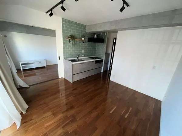 メゾン横浜岡野町