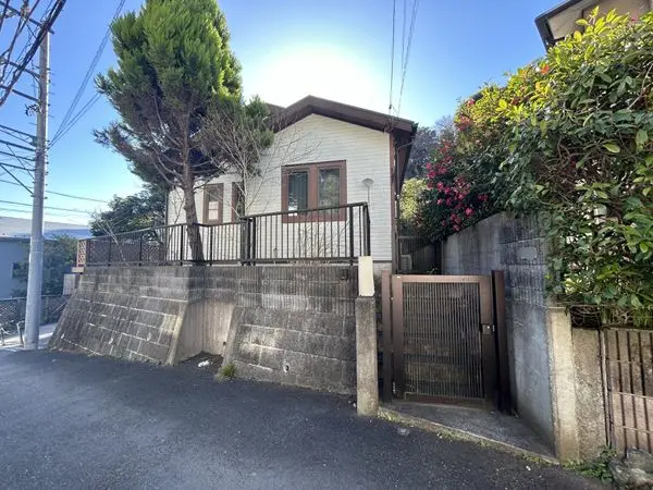 鎌倉市稲村ガ崎四丁目戸建