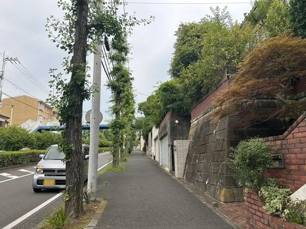 青葉区もみの木台　古家付き土地