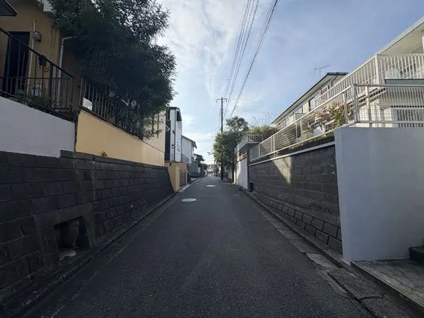 横浜市港南区上永谷一丁目　売地