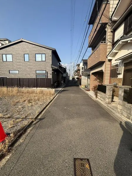 前面道路(南→北)