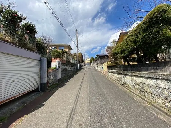 西鎌倉4丁目　古家付土地