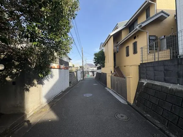 横浜市港南区上永谷一丁目　売地