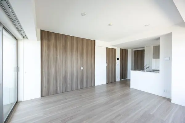 レーベン鵠沼海岸BLUENOVA