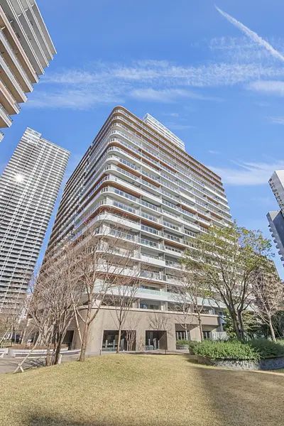 ＨＡＲＵＭＩ　ＦＬＡＧ　ＰＡＲＫ　ＶＩＬＬＡＧＥ