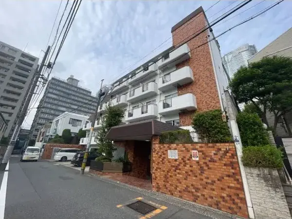 クラウン西麻布