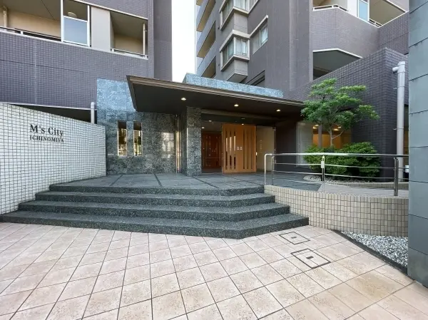 エムズシティ一宮グランステージ