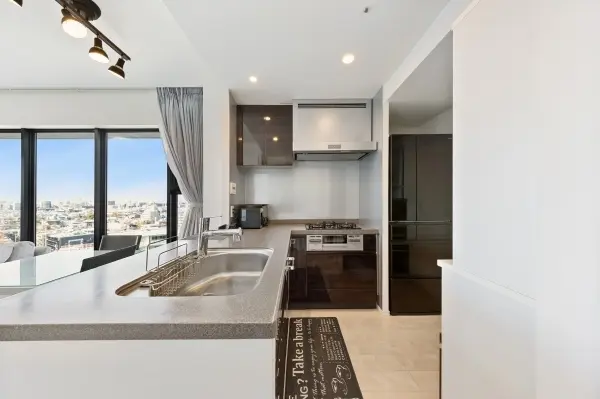 グランドミレーニア