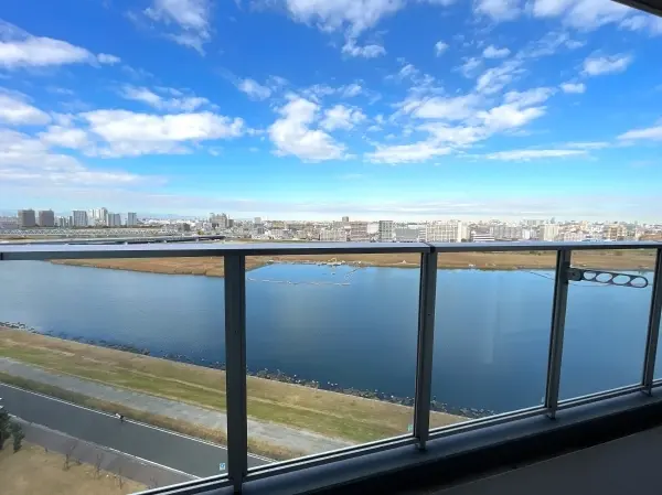 リヴァリエＣ棟