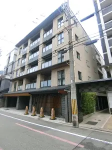 パラドール四条烏丸グレイス