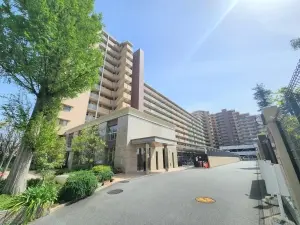 ロイヤルアーク甲子園フローレス