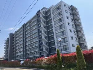 アドグランデ荒井