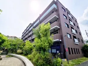 ライオンズ甲陽園グラングレイド