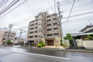 ロイヤルアーク藤崎