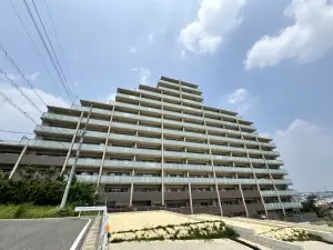 サンメゾン共和ヒルズアベニュー