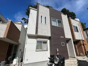 横浜市神奈川区松見町２丁目中古戸建