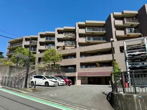 ラディエンス金沢文庫２番館