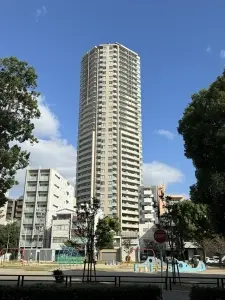 グランドメゾン上町台レジデンスタワー