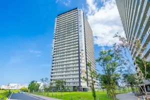 リヴァリエＣ棟