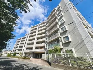 ラ・シェーナ越谷南ワイズウイング