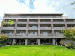 デュオセーヌ国立