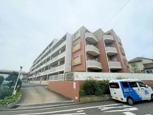 ヒルズ戸塚ヴェルデスクエア