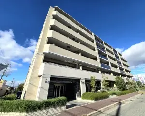 プレサンスロジェ西宮北口門前町テラス