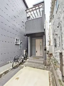 名古屋市中村区稲葉地町１丁目戸建