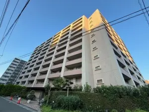 グランレーヴ川口