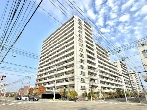 クリーンリバーフィネス元町グランスクエア　ウエストコート