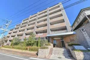 ライオンズグローベル京王永山