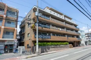 セントローリエ南塚口3