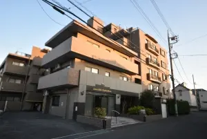 ライオンズヒルズ富士森公園