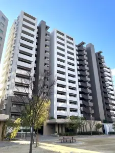 グランファースト千里桃山台５号棟