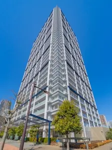 ベイクレストタワー