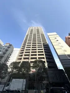 ファーストリアルタワー新宿