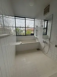 鎌倉市七里ガ浜東３丁目戸建